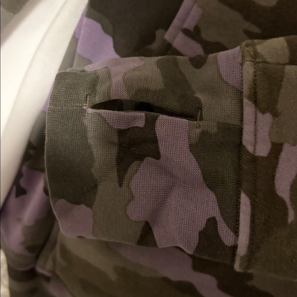 lululemon athletica Purple & Olive Camo Full-Zip Hoodie - Picture 4 of 4